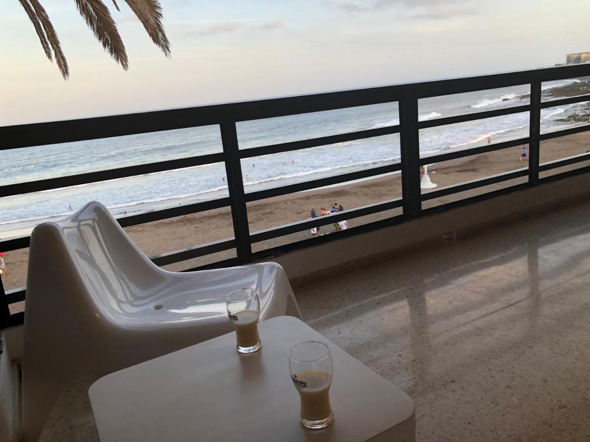 Espectacular En Primera Linea De La Playa Телде Екстериор снимка