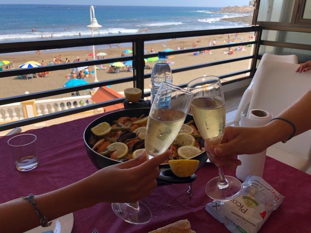 Espectacular En Primera Linea De La Playa Телде Екстериор снимка