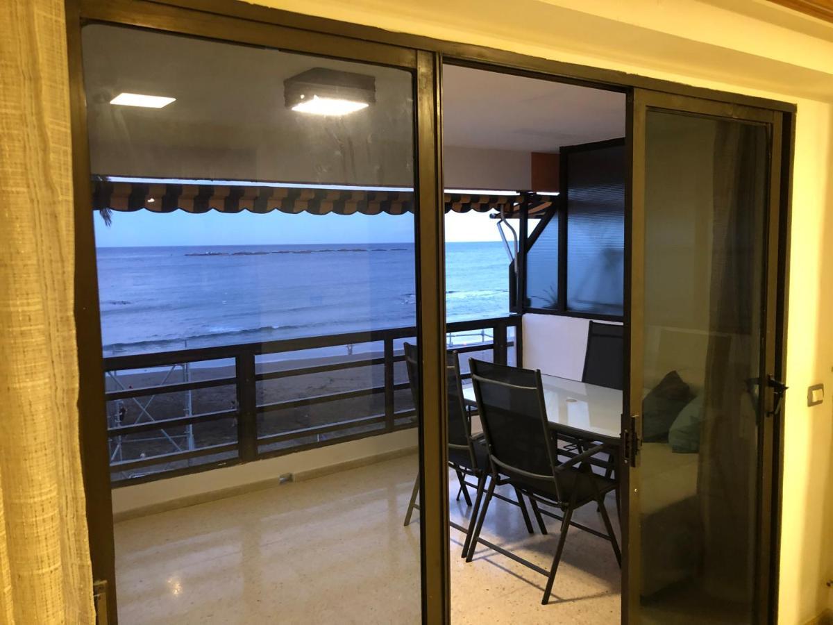 Espectacular En Primera Linea De La Playa Телде Екстериор снимка