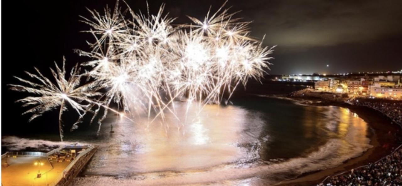 Espectacular En Primera Linea De La Playa Телде Екстериор снимка